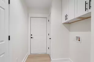 84 W Oleander Ave W, Defuniak Springs, FL 32433 - Photo 23