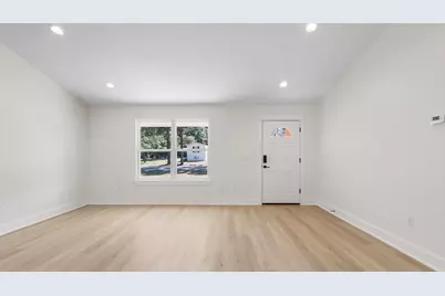 84 W Oleander Avenue W, Defuniak Springs, FL 32433 - Photo 11