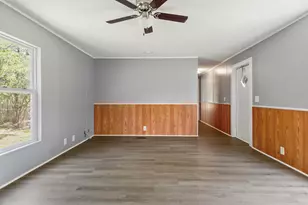 142 Snapdragon St, Defuniak Springs, FL 32433 - Photo 11