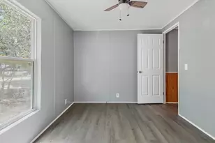 142 Snapdragon St, Defuniak Springs, FL 32433 - Photo 19