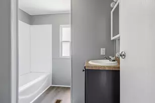 142 Snapdragon St, Defuniak Springs, FL 32433 - Photo 13