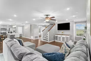 2187 Mayo Rd, Grand Ridge, FL 32442 - Photo 9