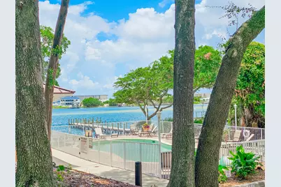 113 SE Brooks Street SE #204, Fort Walton Beach, FL 32548 - Photo 3