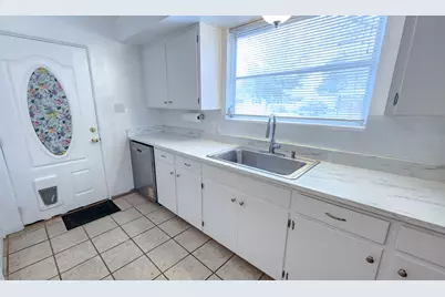 109 NW Maurice Avenue NW, Fort Walton Beach, FL 32548 - Photo 7