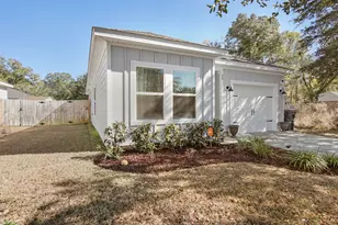50 Jessica Ct, Freeport, FL 32439 - Photo 3