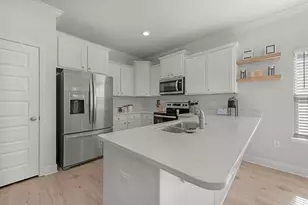 183 Hammock Oaks Blvd, Freeport, FL 32439 - Photo 9