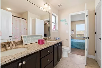 1758 Waterford Sound Boulevard, Gulf Breeze, FL 32563 - Photo 33