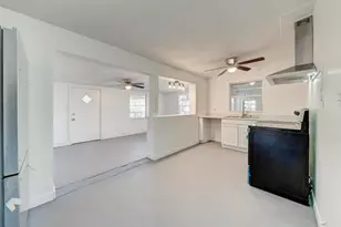 3730 E 8th Ct, Panama City, FL 32401 - Photo 7