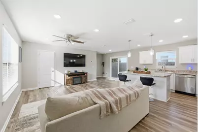 308 Brannon Court, Crestview, FL 32539 - Photo 3