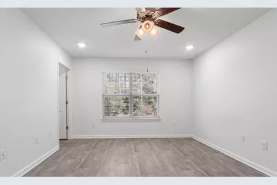 531 Earl Godwin Road, Freeport, FL 32439 - Photo 17