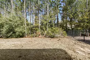 531 Earl Godwin Rd, Freeport, FL 32439 - Photo 21