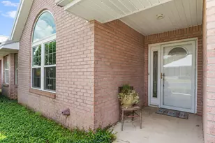 1942 Woodcrest Ridge, Fort Walton Beach, FL 32547 - Photo 3