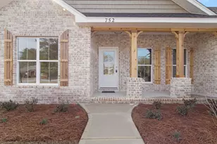 752 Magnolia Lake Dr, Defuniak Springs, FL 32433 - Photo 5