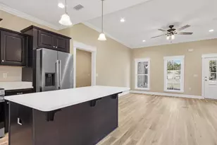 752 Magnolia Lake Dr, Defuniak Springs, FL 32433 - Photo 9