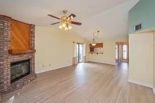 101 Cedar Ridge Way, Niceville, FL 32578 - Photo 9