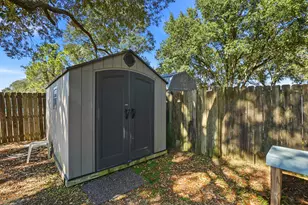 2091 Alfred Blvd, Navarre, FL 32566 - Photo 27