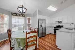 2091 Alfred Blvd, Navarre, FL 32566 - Photo 9