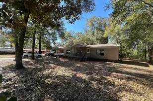 377 Laird Dr, Freeport, FL 32439 - Photo 1