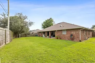 1804 Brooke Beach Dr, Navarre, FL 32566 - Photo 25