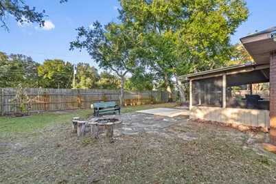 1963 Melissa Oaks Drive, Gulf Breeze, FL 32563 - Photo 35