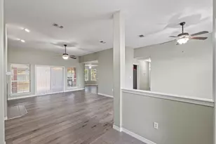 1963 Melissa Oaks Dr, Gulf Breeze, FL 32563 - Photo 5