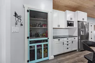 236 Bayou Cir, Freeport, FL 32439 - Photo 9