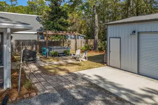 236 Bayou Cir, Freeport, FL 32439 - Photo 43