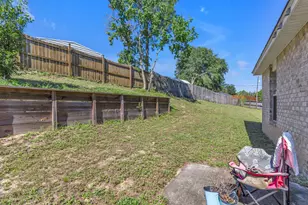 205 Trish Dr, Crestview, FL 32536 - Photo 29