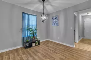 205 Trish Dr, Crestview, FL 32536 - Photo 9