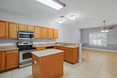 8562 Laredo Street, Navarre, FL 32566 - Photo 7