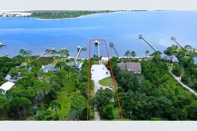 492 Parish Boulevard, Mary Esther, FL 32569 - Photo 3