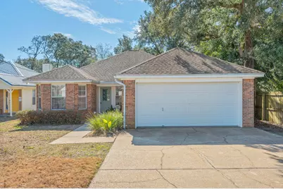 202 Summer Lane, Fort Walton Beach, FL 32547 - Photo 1