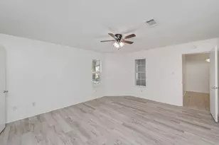 202 Summer Ln, Fort Walton Beach, FL 32547 - Photo 15