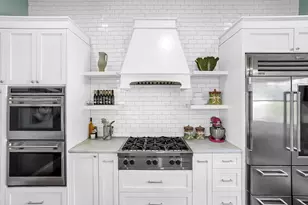 316 W Strong Street W, Pensacola, FL 32501 - Photo 17