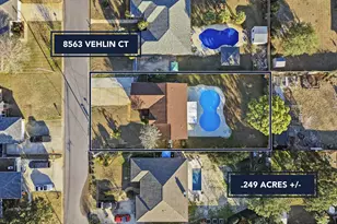 8563 Vehlin Ct, Navarre, FL 32566 - Photo 3