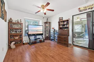 913 Nutmeg Ave, Niceville, FL 32578 - Photo 31