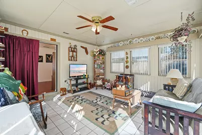 913 Nutmeg Avenue, Niceville, FL 32578 - Photo 37