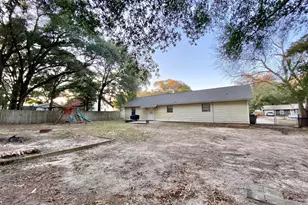 309 Springwood Cir, Crestview, FL 32536 - Photo 45