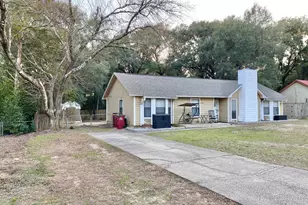 309 Springwood Cir, Crestview, FL 32536 - Photo 3