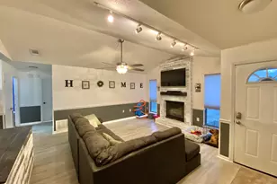 309 Springwood Cir, Crestview, FL 32536 - Photo 11