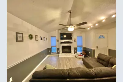 309 Springwood Circle, Crestview, FL 32536 - Photo 13