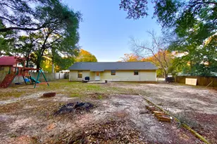 309 Springwood Cir, Crestview, FL 32536 - Photo 47