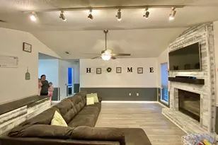 309 Springwood Cir, Crestview, FL 32536 - Photo 17