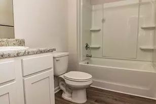 202 Laurel Hl St, Crestview, FL 32539 - Photo 15