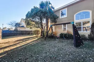 898 Solimar Way, Mary Esther, FL 32569 - Photo 35