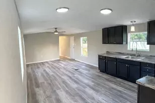 551 Creola St, Holt, FL 32564 - Photo 3