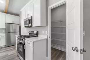 8425 Tippin Ave, Pensacola, FL 32514 - Photo 5