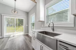 8425 Tippin Ave, Pensacola, FL 32514 - Photo 3