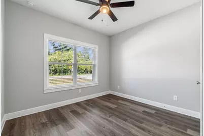 8425 Tippin Avenue, Pensacola, FL 32514 - Photo 13