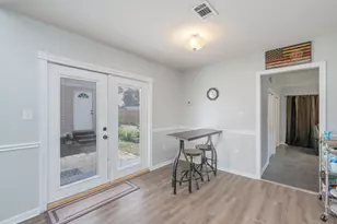 3010 Windsor Cir, Crestview, FL 32539 - Photo 5